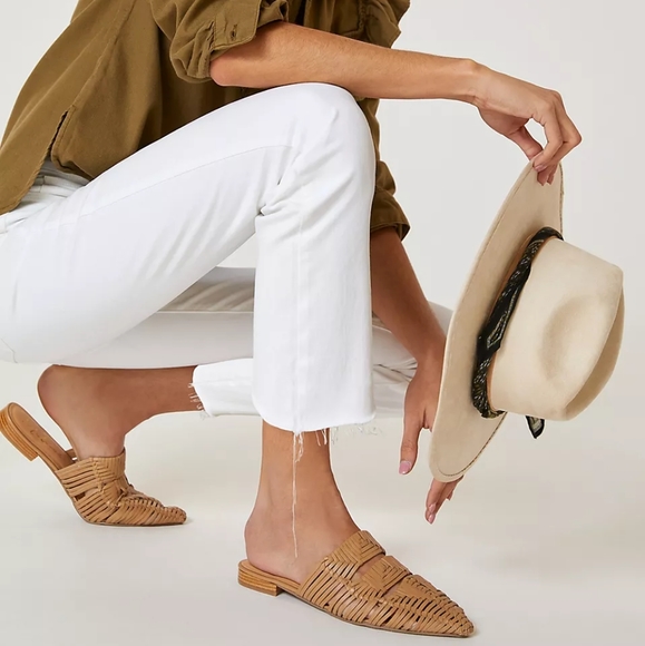 Anthropologie Shoes - ANTHROPOLGIE MATISSE EAST END WOVEN SLIDES MULES WESTERN WOVEN LEATHER UPPER 9